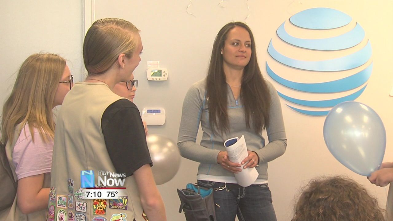 AT&T holds internet etiquette event for Girl Scouts1.jpg